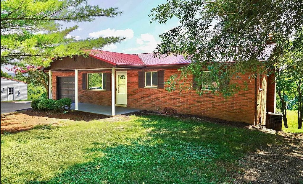 Real estate listing image