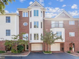 105 Chesterfield Pl SW, Leesburg, VA 20175