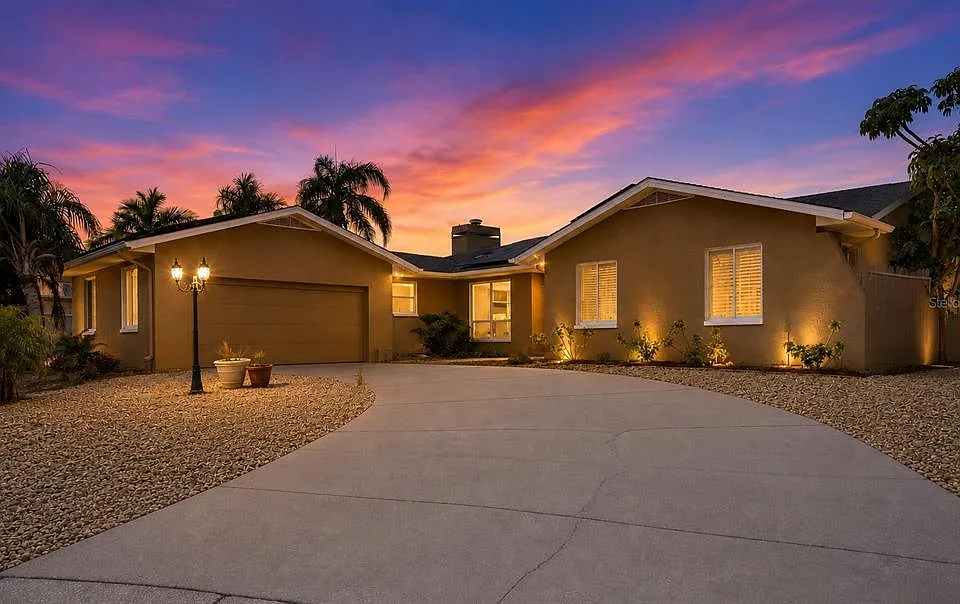 6530 Bimini Ct