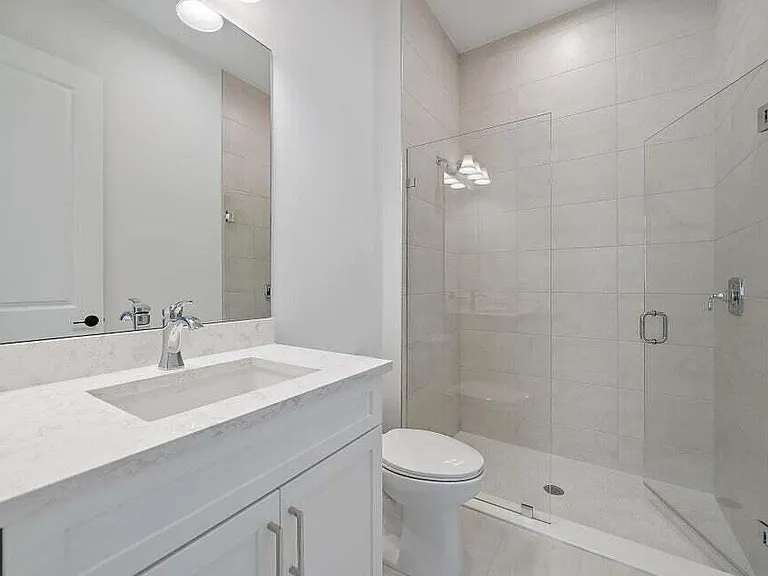 13613 Le Christine Dr — Photo 29