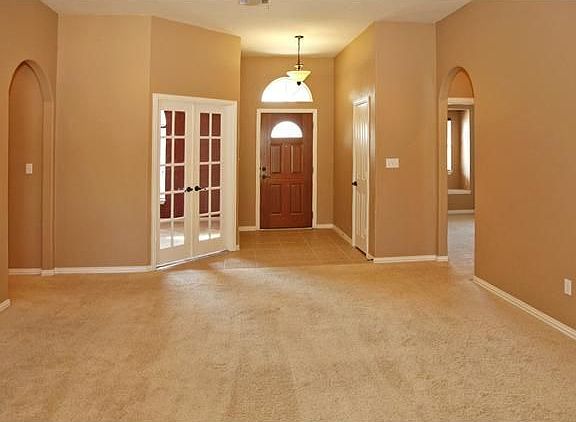 4th image of 30407 Saint Andrews Dr