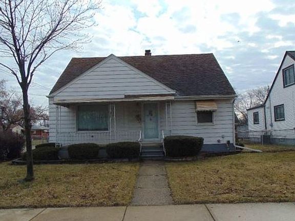 3rd image of 25502 Cole St