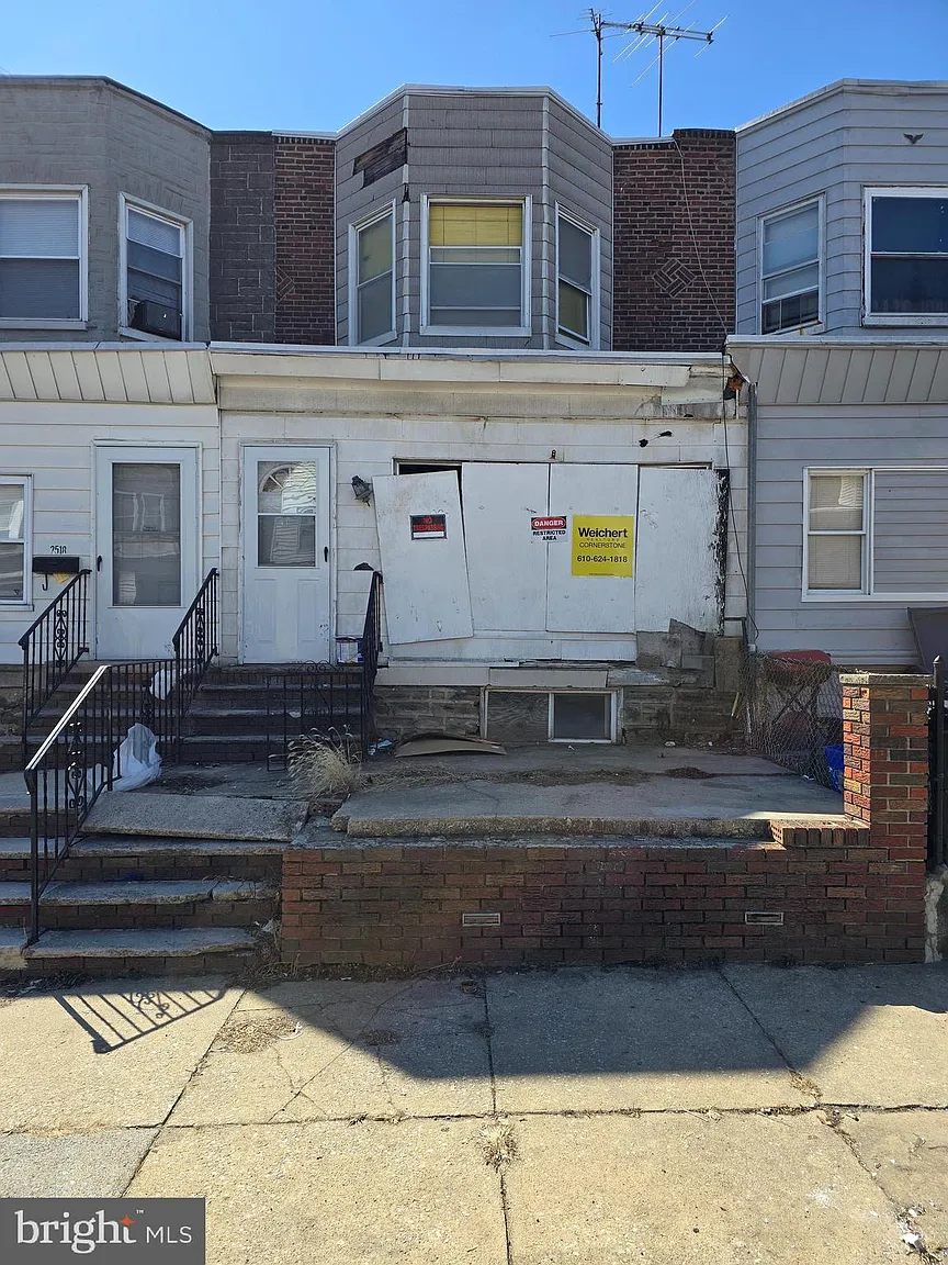 2516 S Robinson St photo 1