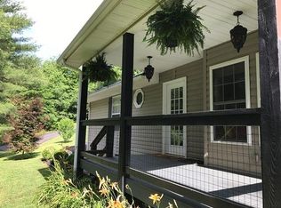 265 Berry Mountain Rd, Sylva, NC 28779