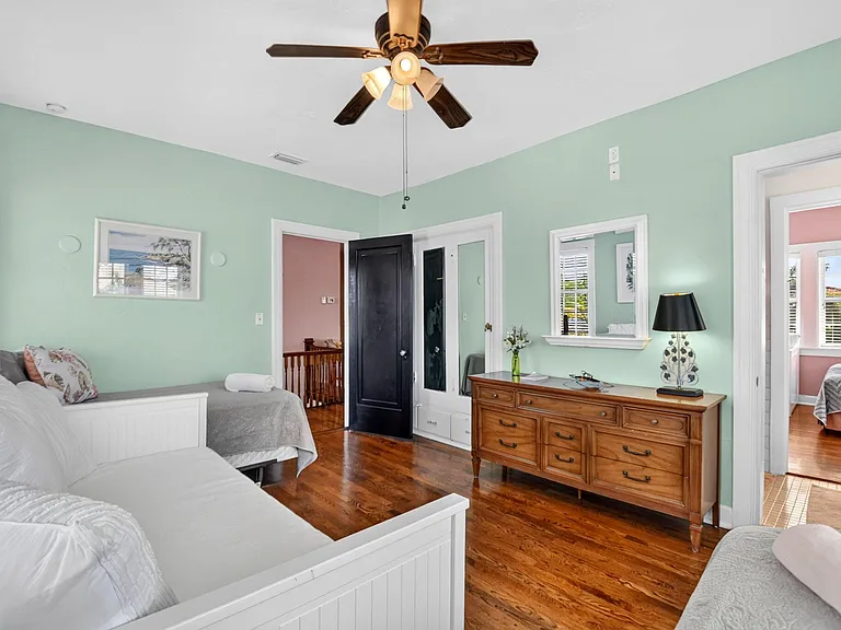 227 Foresteria Dr — Photo 46
