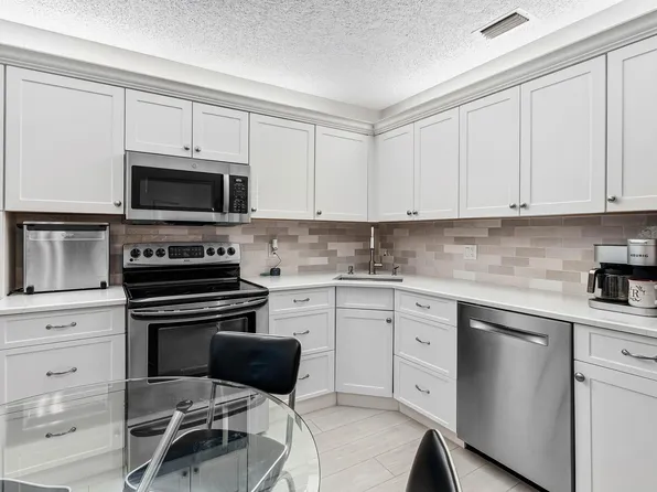 5099 Splendido Court #C, Boynton Beach, FL 33437