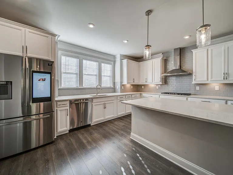 1363 Harris Way NE — Photo 28