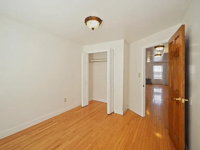 50 Van Buren St #1 — Photo 5