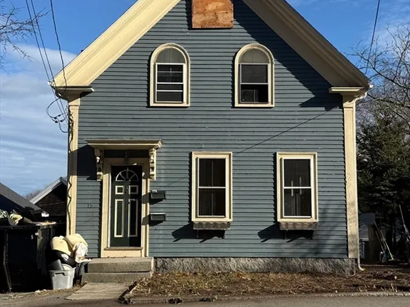 15 Granite St, Rockport, MA 01966