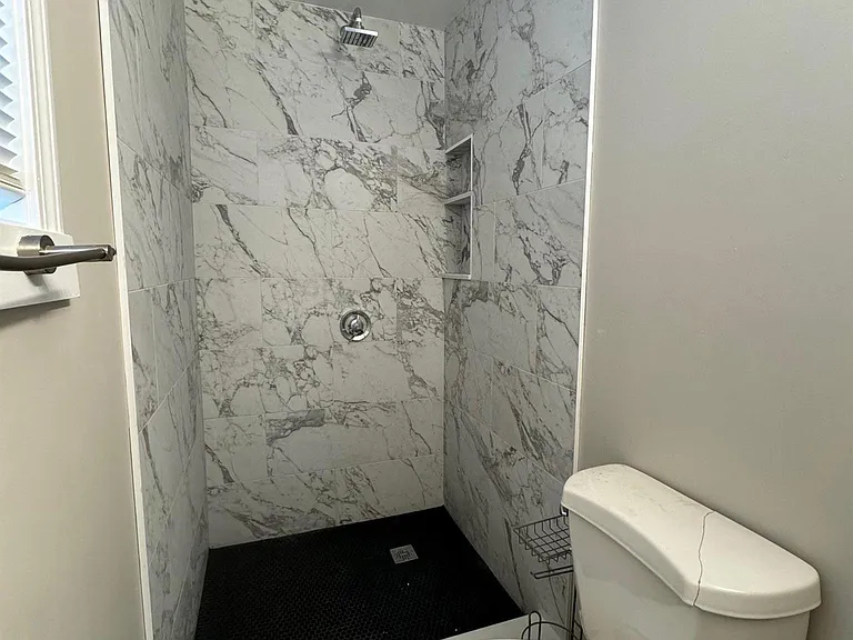 72 Bower St — Photo 4