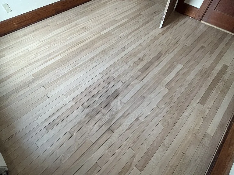 3 E Main St — Photo 3