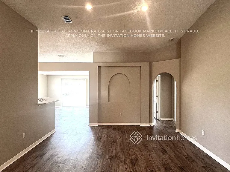 15955 Wilkinson Dr — Photo 4
