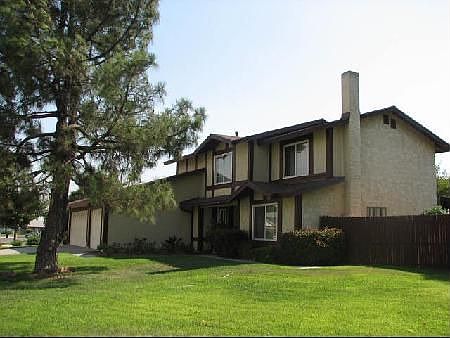 LARGE FAMILY HOME, Won't Last Too Long