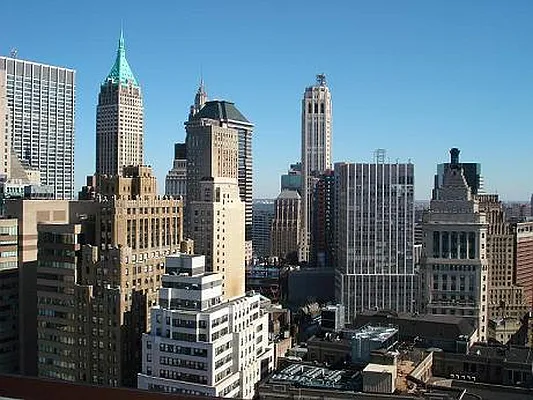 Sold by KG Properties | media 23