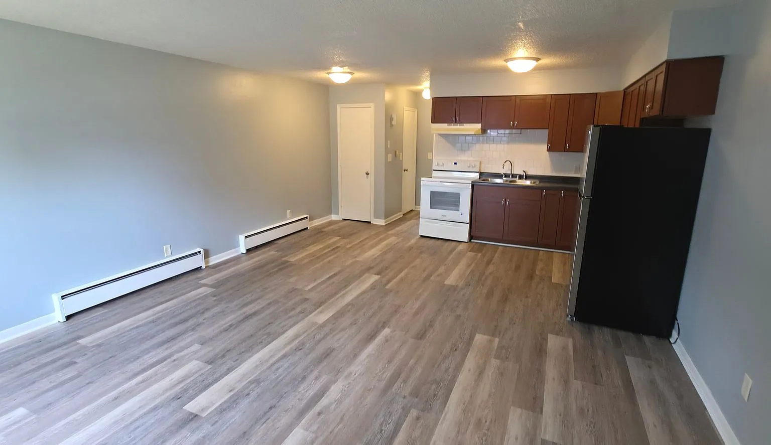 Newly Remodeled 1-Bedroom Apartment in Knox, Indiana — Photo 3