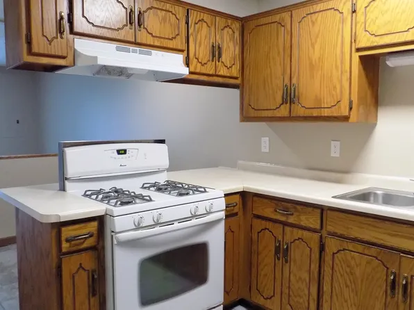 159 Riverview Dr, Monticello, MN