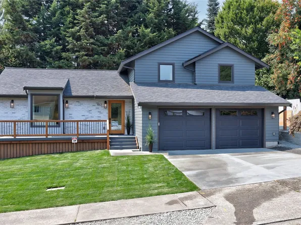 463 Ferndale Avenue NE, Renton, WA 98056