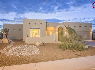 4531 Mesa Central Dr, Las Cruces, NM 88011