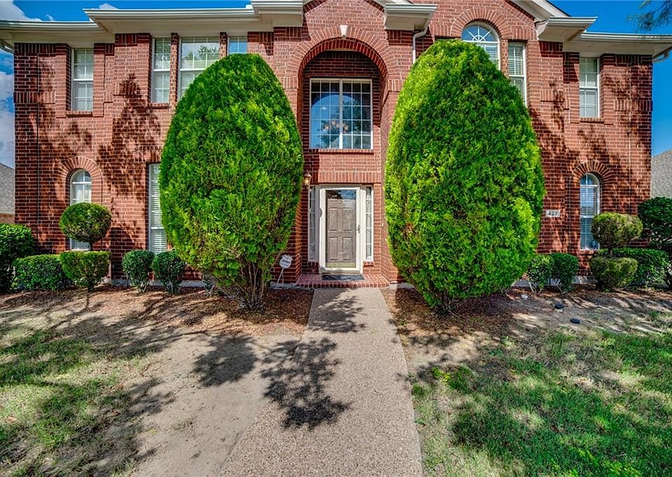 1st image of 427 Michael Dr