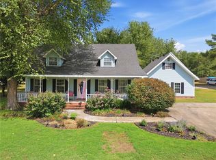 3860 N Gulley Rd, Fayetteville, AR 72703