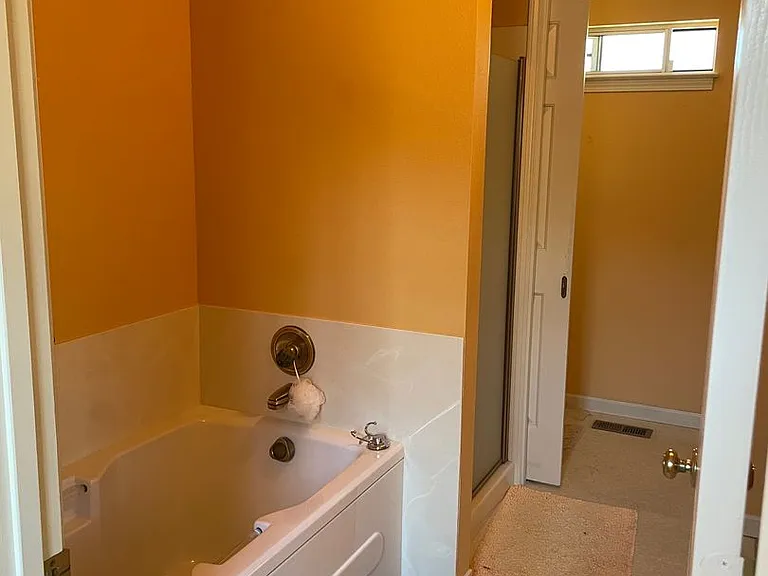 12439 Homestead Way — Photo 9