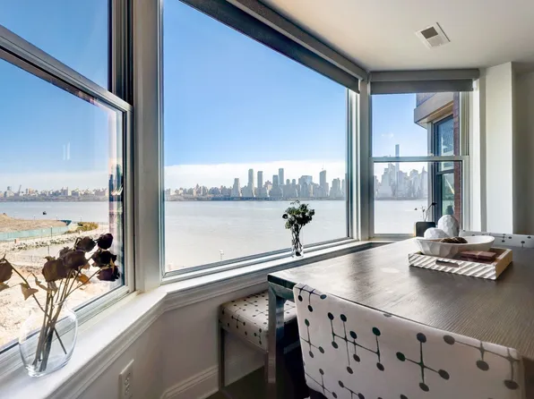 20 Avenue At Port Imperial APT 334, West New York, NJ 07093