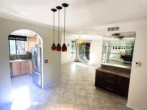 511 N Jackson St APT 103, Glendale, CA 91206