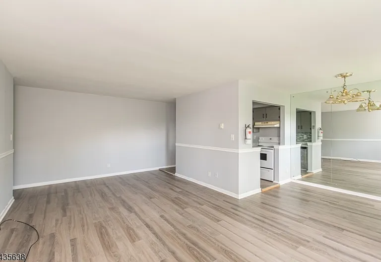 100 Pierson Miller Dr #E4 — Photo 4