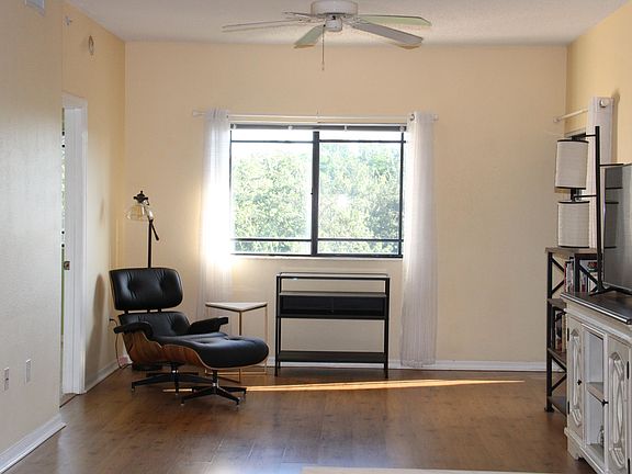 2nd image of 2802 Sarento Place #301