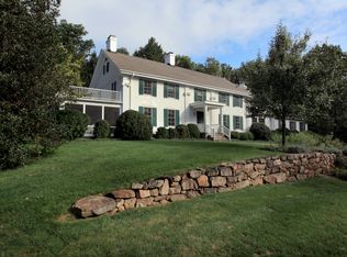 73-1 Post Kunhardt Rd, Bernardsville, NJ 07924