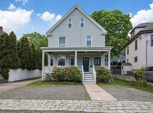 117 Crescent St, Newton, MA 02466