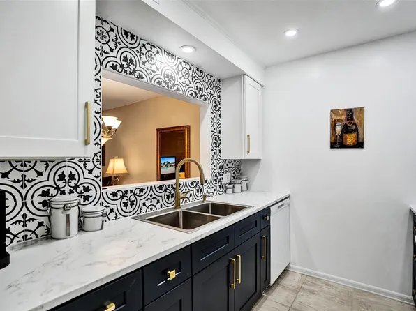 5681 SW 2nd Court #205, Margate, FL 33068