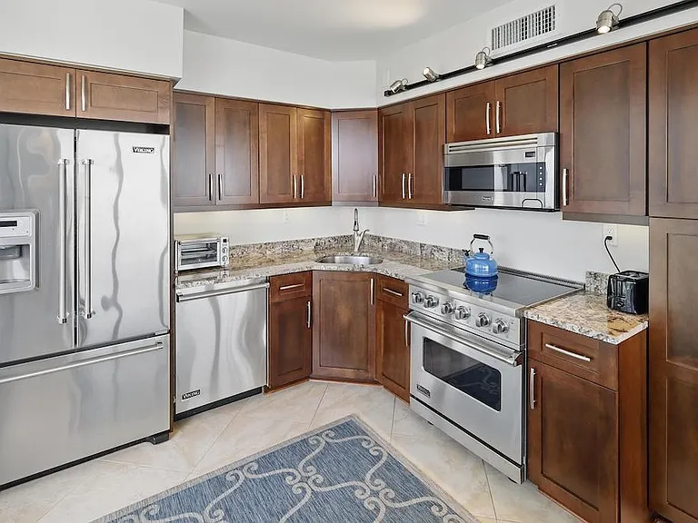 3554 Ocean Drive 703S #504N — Photo 7
