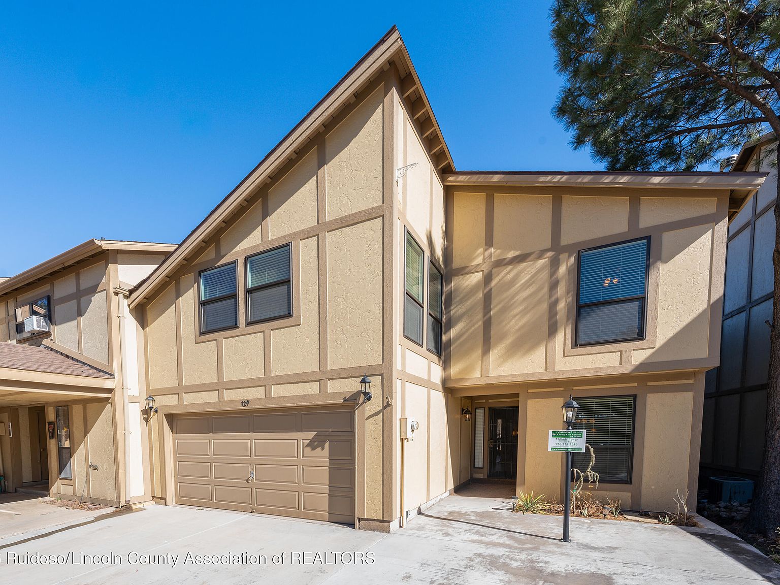 129 Geneva Dr