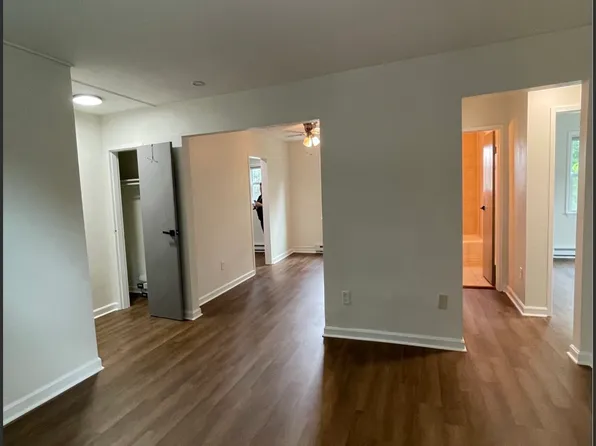 908 Hamilton Blvd #9, Hagerstown, MD 21742