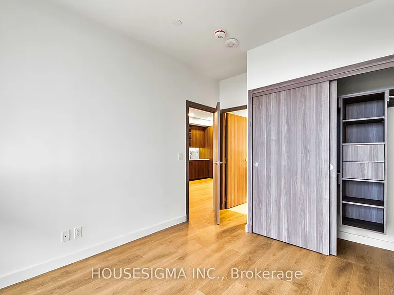 27 McMahon Dr #3306 — Photo 28