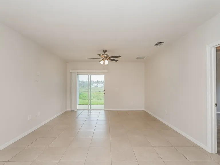 10423 Hawks Landing Dr — Photo 3
