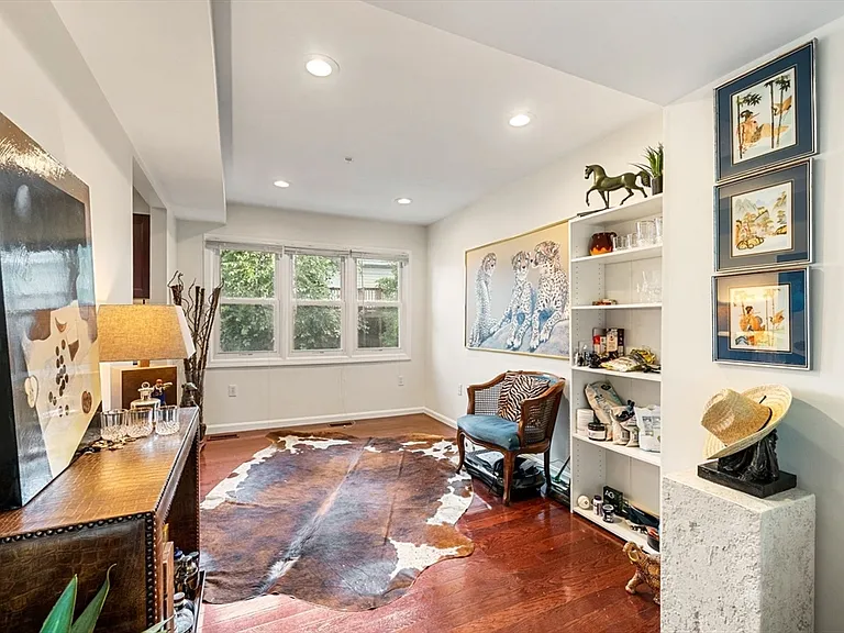 54 Crescent Ave #L — Photo 8