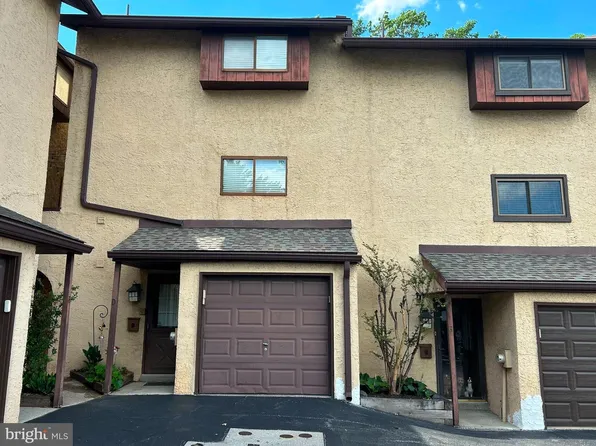 20 Montgomery Ave Unit D, Bala Cynwyd, PA 19004