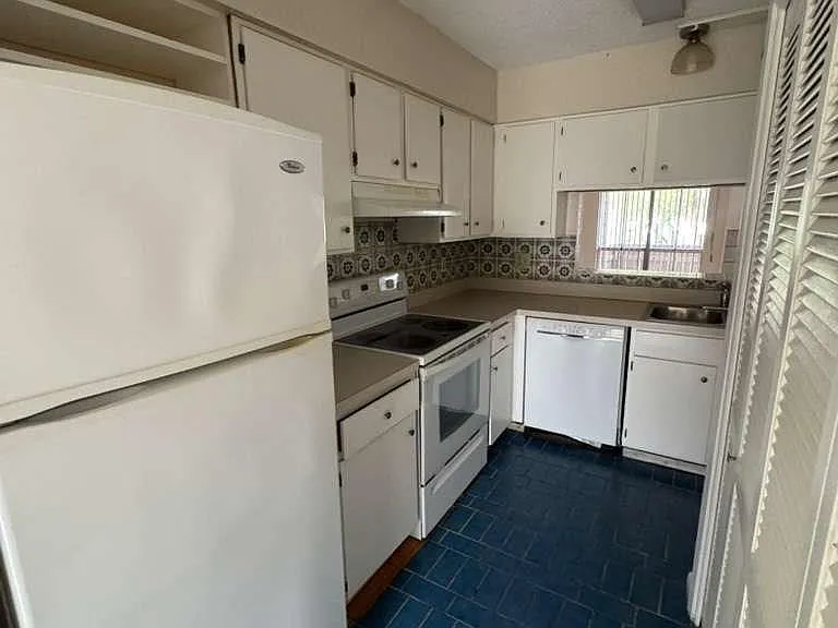2901 Central Blvd #103 — Photo 8