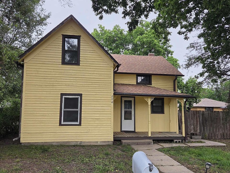 1st image of 204 E Concord Ave