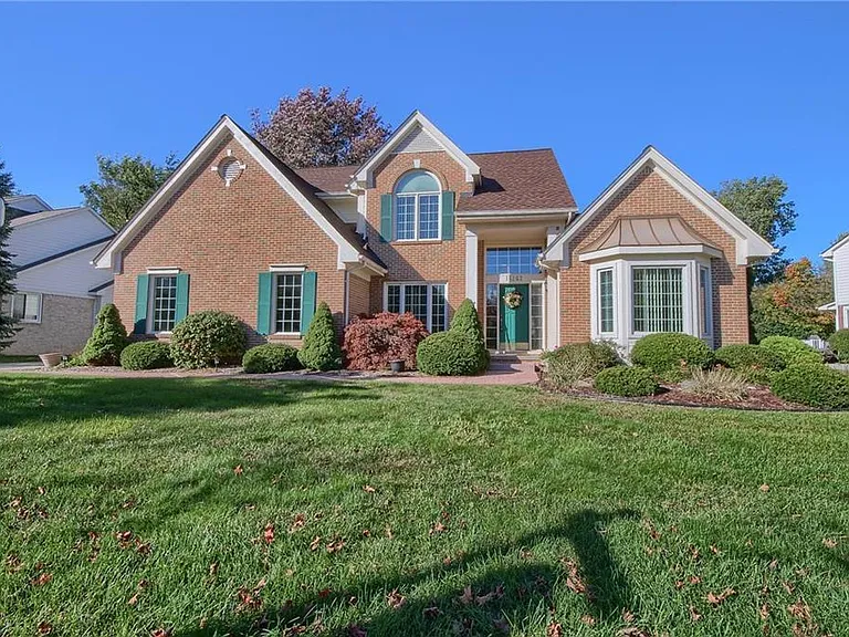 16862 Abby Cir — Photo 1