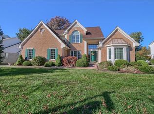 16862 Abby Cir, Northville, MI 48168