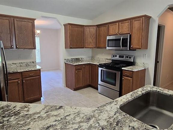 2nd image of 113 Teak Rd
