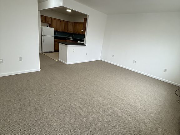 3rd image of 104-32 165th St