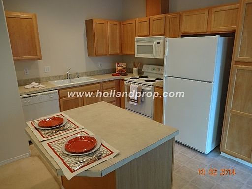 3rd image of 7144 SE Westcott Ln