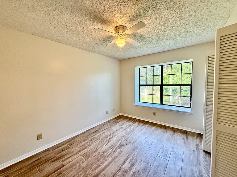 1516 Portside Dr — Photo 25