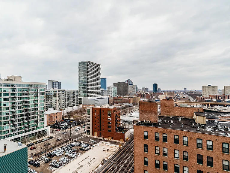 1529 S State St #14D — Photo 21