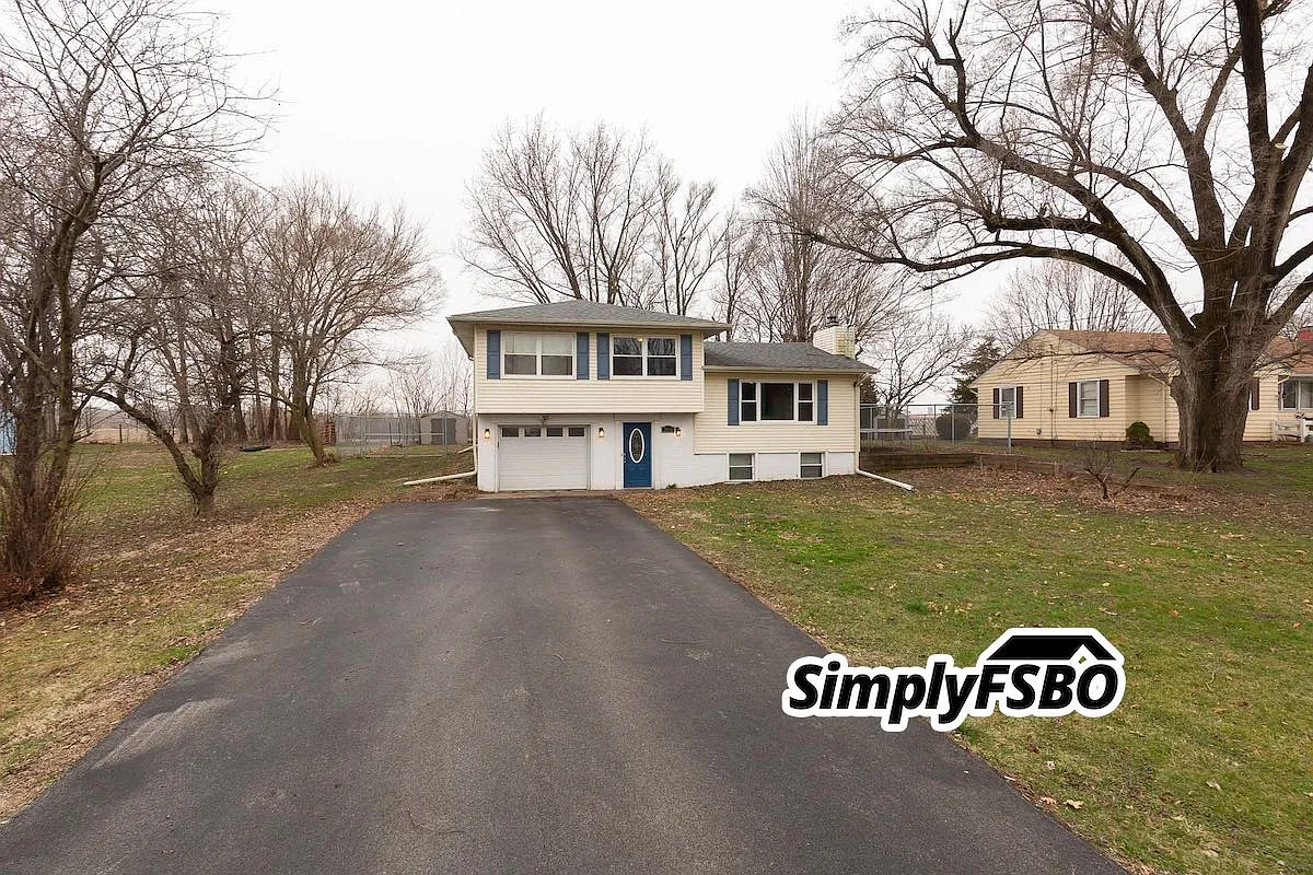 2814 56th Ave W photo 1