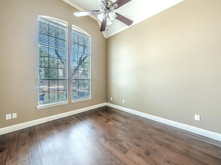 1717 Lake Eden Dr — Photo 8